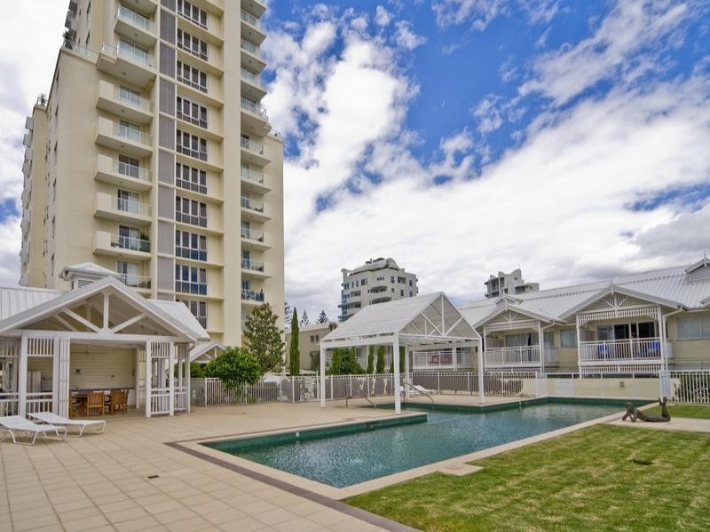 602/212 Marine Parade, Labrador QLD 4215