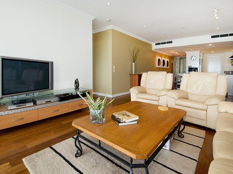 602/212 Marine Parade, Labrador QLD 4215