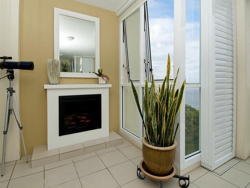 602/212 Marine Parade, Labrador QLD 4215