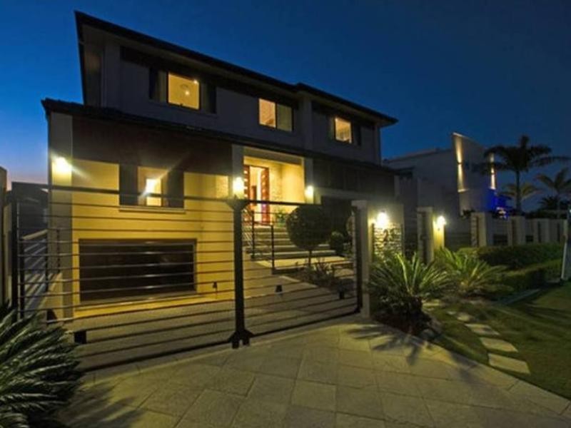 Paradise Point QLD 4216