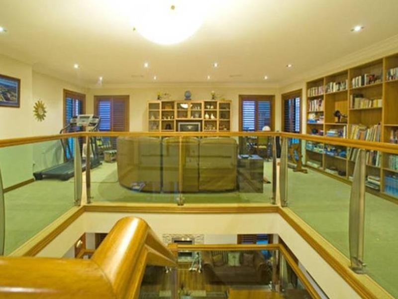 Paradise Point QLD 4216