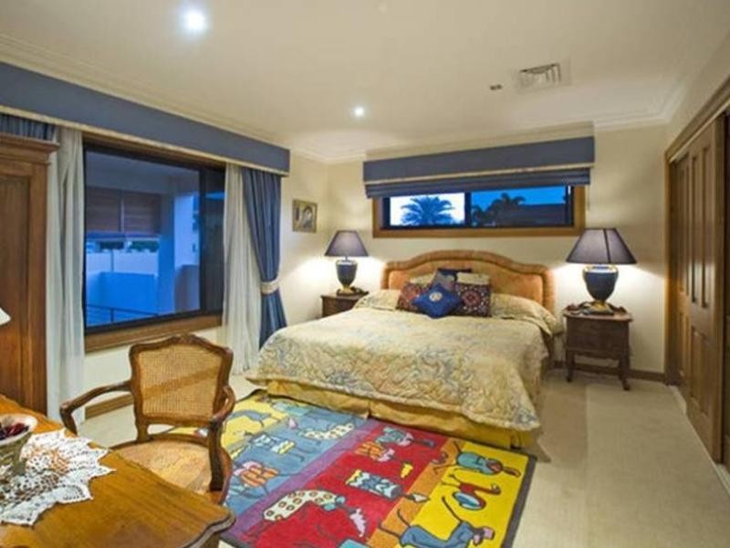 Paradise Point QLD 4216