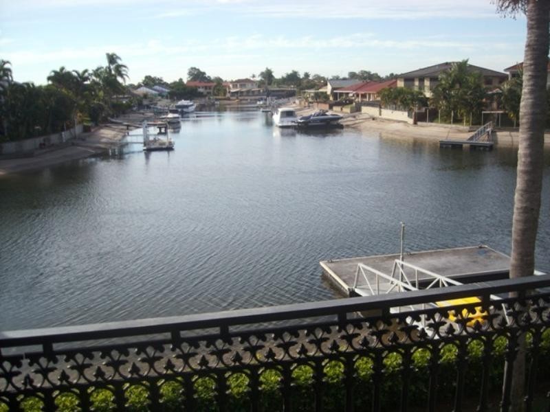 101 Columbus Drive, Hollywell QLD 4216