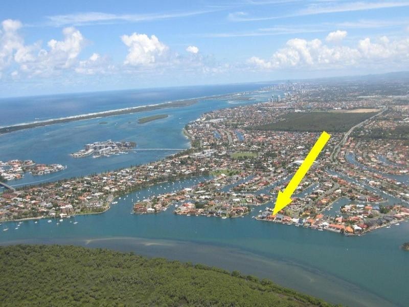 3 Arrowsmith Court, Paradise Point QLD 4216