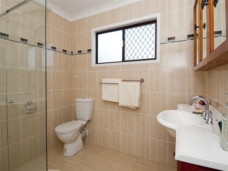 12 Nemara Street, Biggera Waters QLD 4216