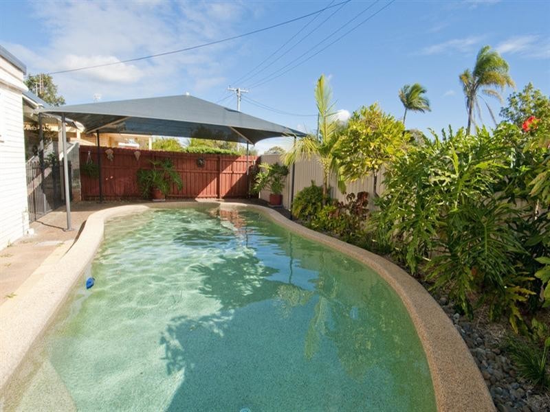 12 Nemara Street, Biggera Waters QLD 4216