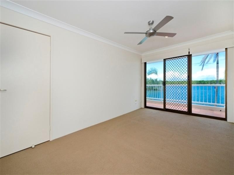 10/81 Boykambil Esplanade, Hope Island QLD 4212
