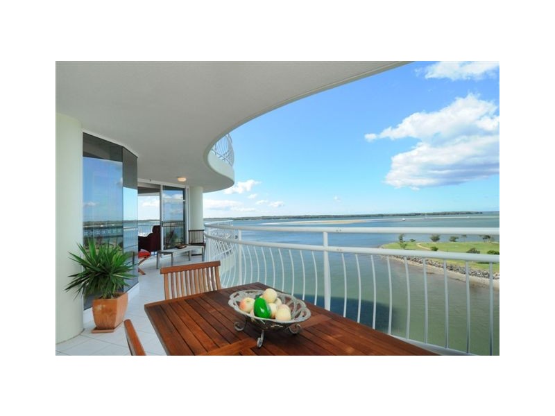 5 Bayview Street, Runaway Bay QLD 4216