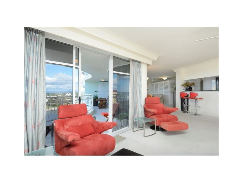 5 Bayview Street, Runaway Bay QLD 4216