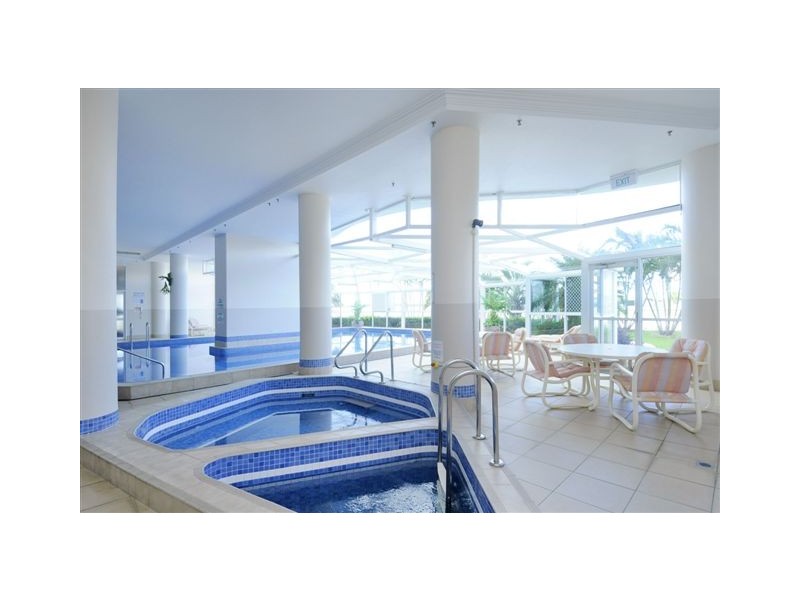 5 Bayview Street, Runaway Bay QLD 4216