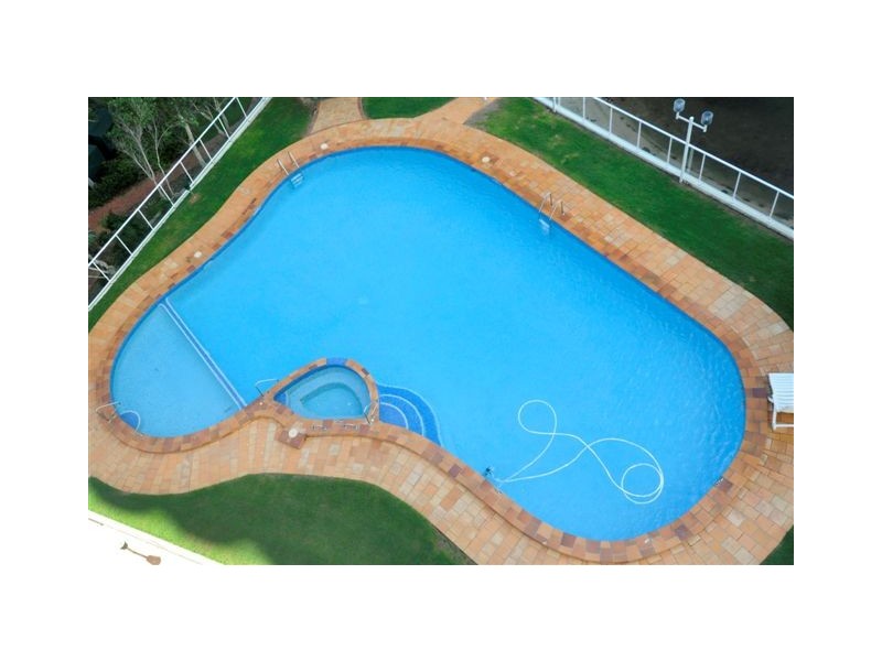 5 Bayview Street, Runaway Bay QLD 4216