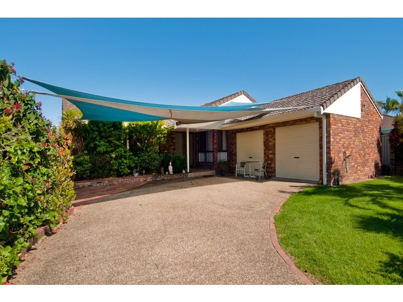 16 Matthew Flinders Drive, Hollywell QLD 4216