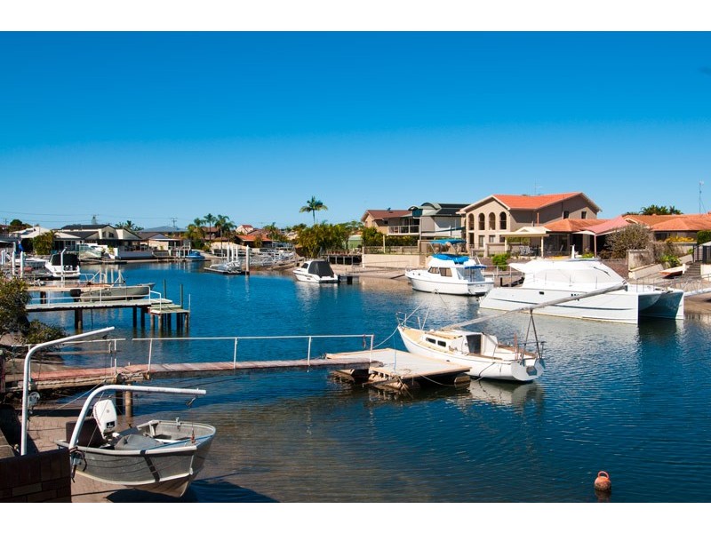 16 Matthew Flinders Drive, Hollywell QLD 4216