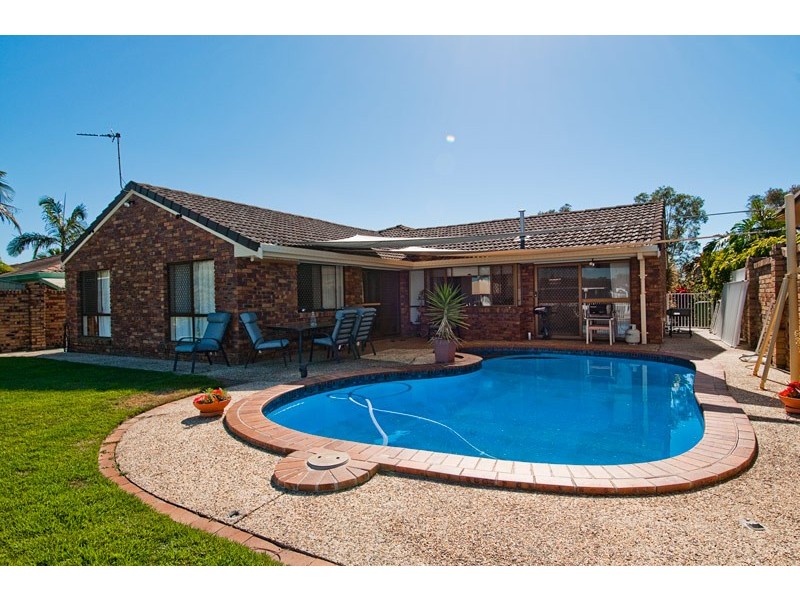 16 Matthew Flinders Drive, Hollywell QLD 4216