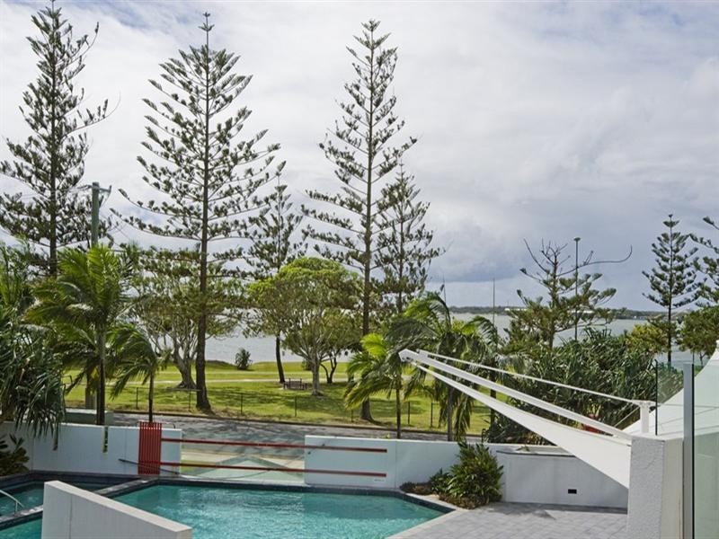 503/230 Marine Parade, Labrador QLD 4215