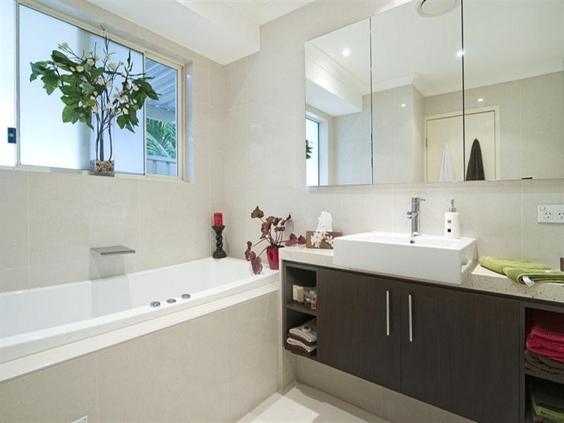 29 Desert Falls Crescent, Parkwood QLD 4214