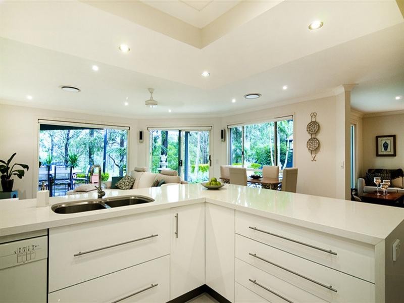 29 Desert Falls Crescent, Parkwood QLD 4214