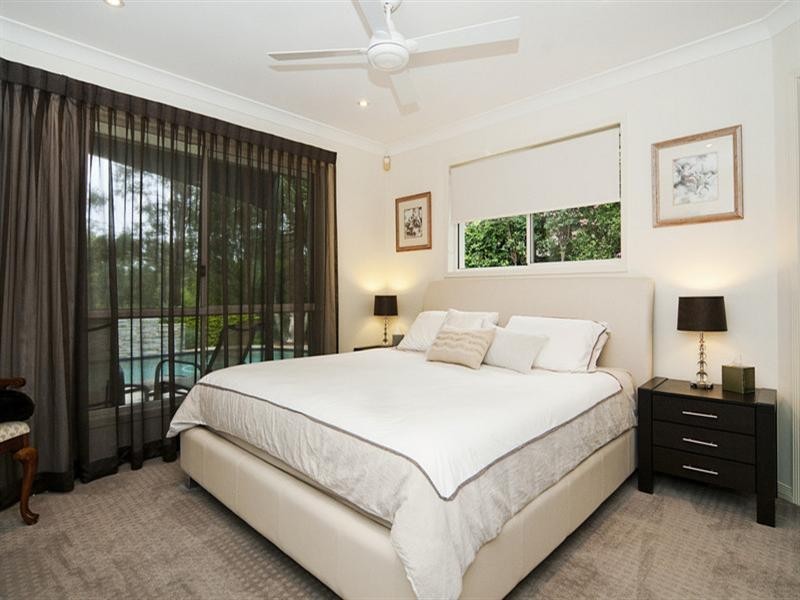 29 Desert Falls Crescent, Parkwood QLD 4214