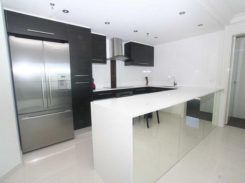 38/20 Cronin Avenue, Main Beach QLD 4217