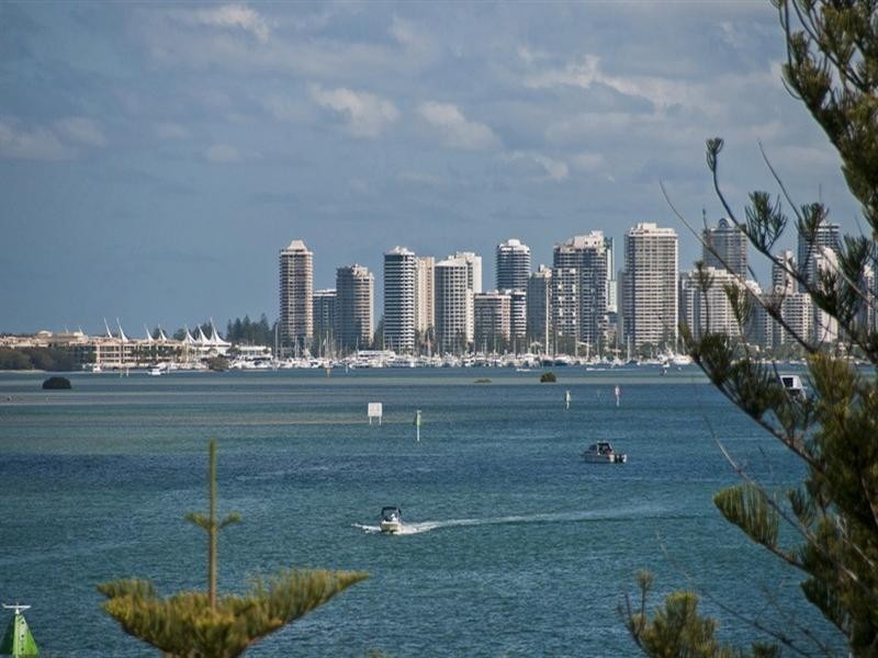 4/534 Marine Parade, Biggera Waters QLD 4216