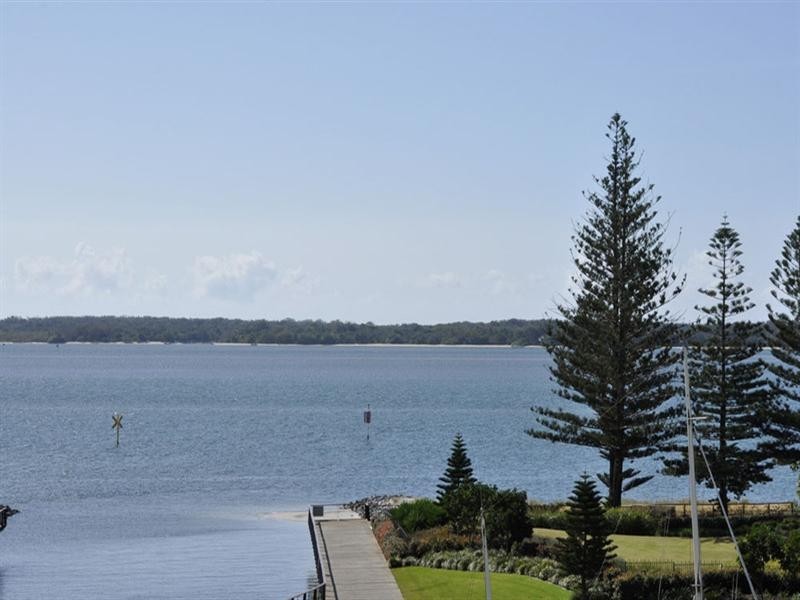 4103/323 Bayview Street, Hollywell QLD 4216