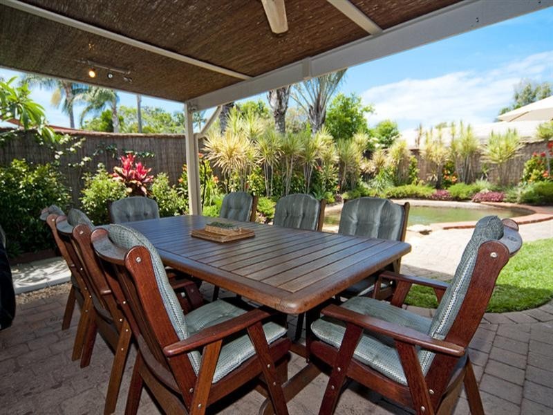 39 Sundown Drive, Paradise Point QLD 4216