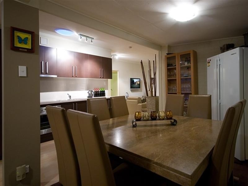 3 Paradise Parade, Paradise Point QLD 4216