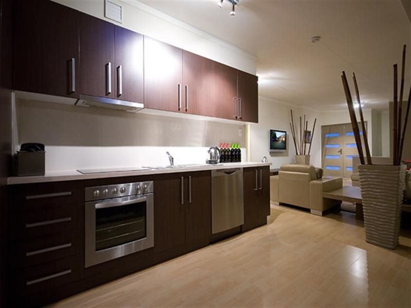 3 Paradise Parade, Paradise Point QLD 4216