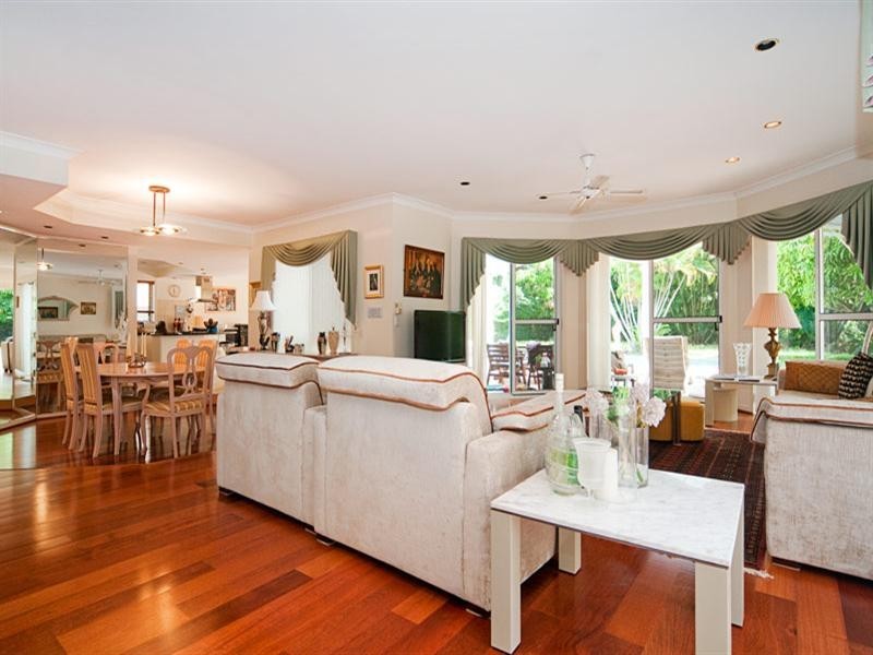 103 Santa Cruz Boulevard, Clear Island Waters QLD 4226