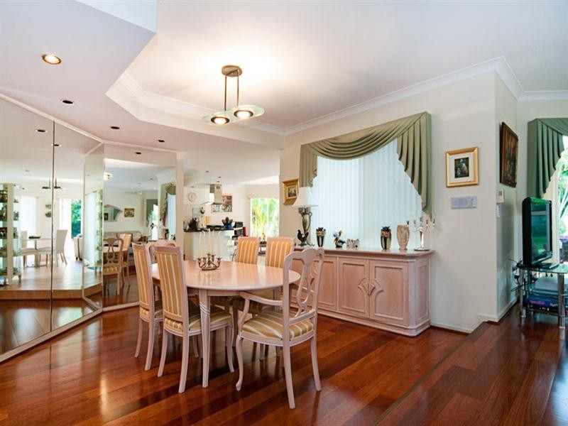 103 Santa Cruz Boulevard, Clear Island Waters QLD 4226