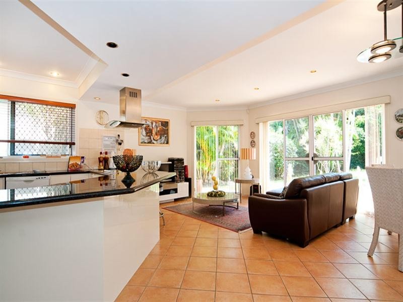 103 Santa Cruz Boulevard, Clear Island Waters QLD 4226