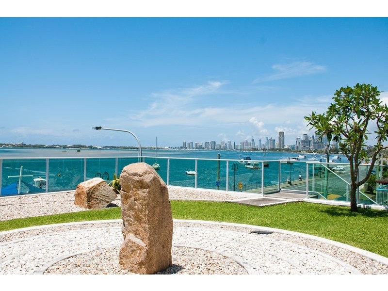 206/300 Marine Parade, Labrador QLD 4215