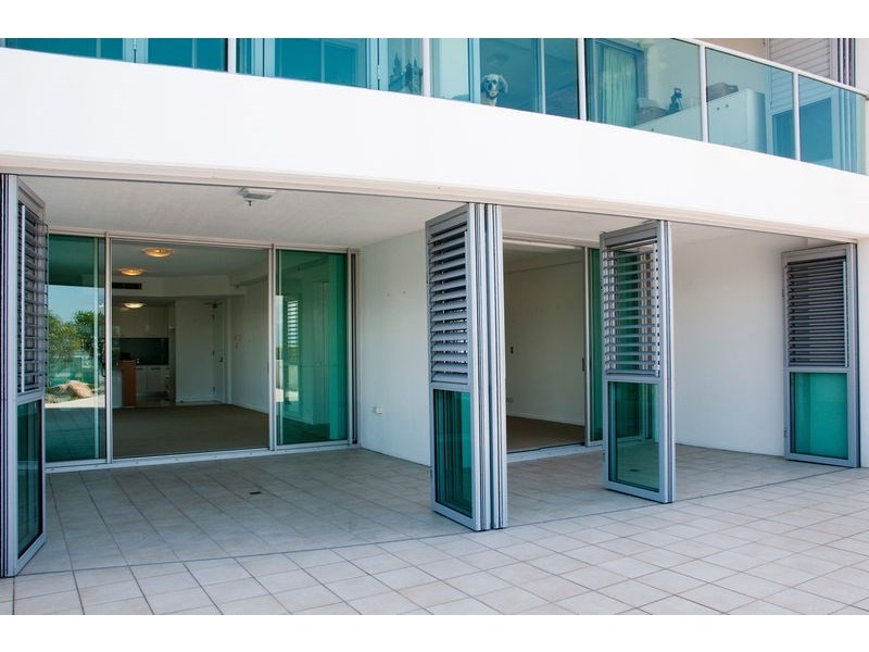 206/300 Marine Parade, Labrador QLD 4215