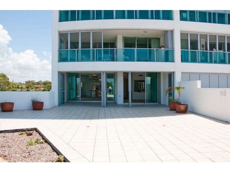 206/300 Marine Parade, Labrador QLD 4215