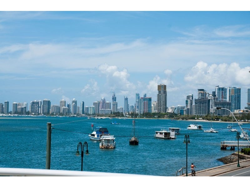 206/300 Marine Parade, Labrador QLD 4215