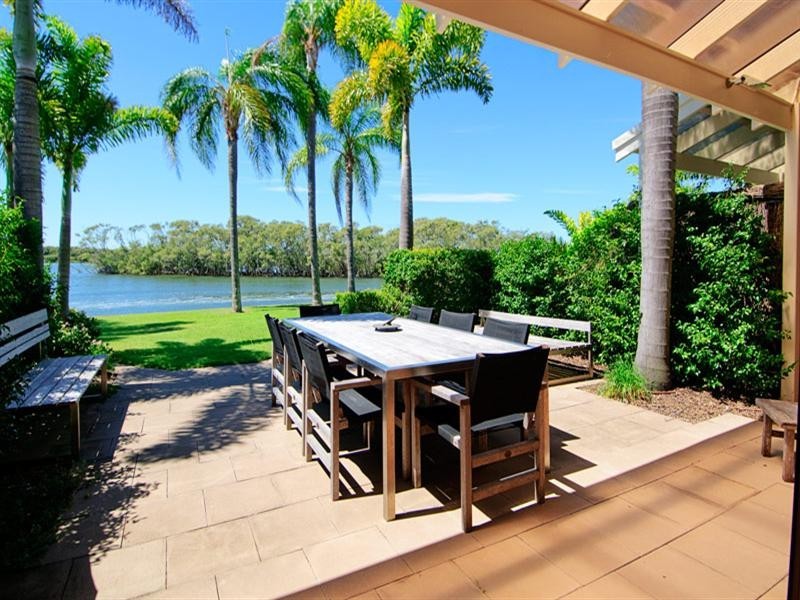 Hope Island QLD 4212