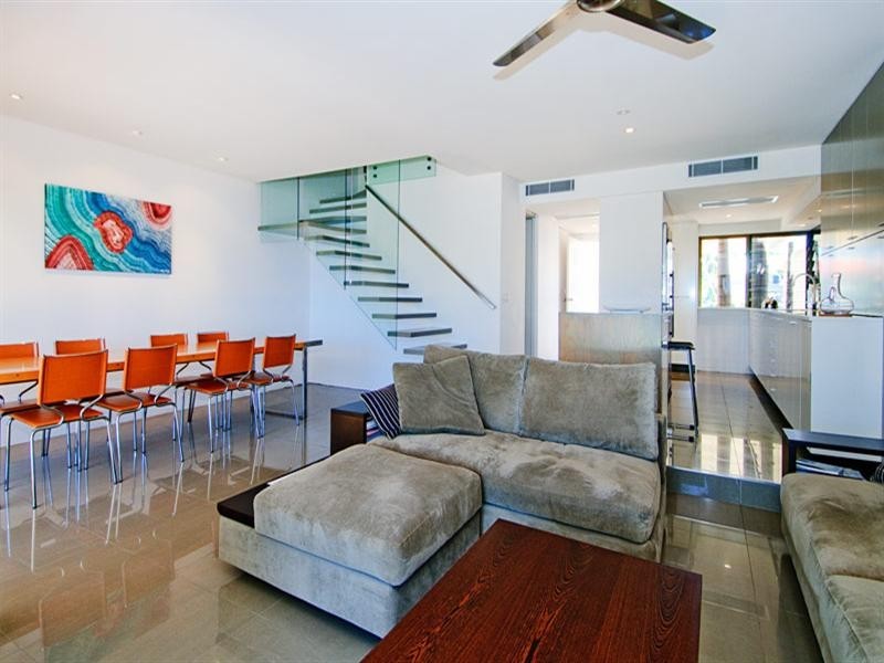 Hope Island QLD 4212