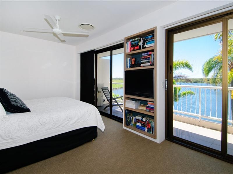 Hope Island QLD 4212