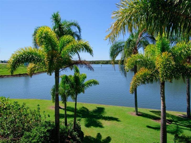 Hope Island QLD 4212