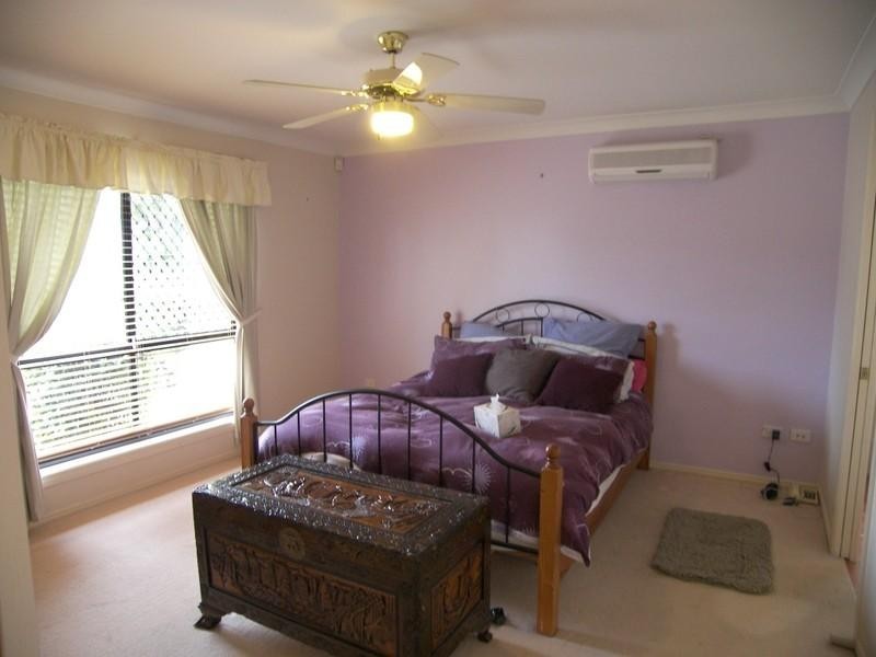 4 TORBAY Street, Redland Bay QLD 4165