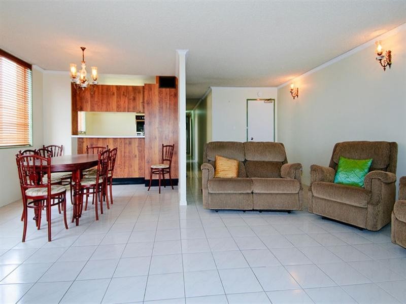 11/540 Marine Parade, Biggera Waters QLD 4216