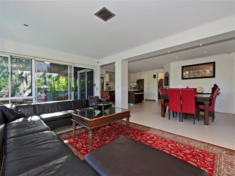 15 Magellan Avenue, Hollywell QLD 4216