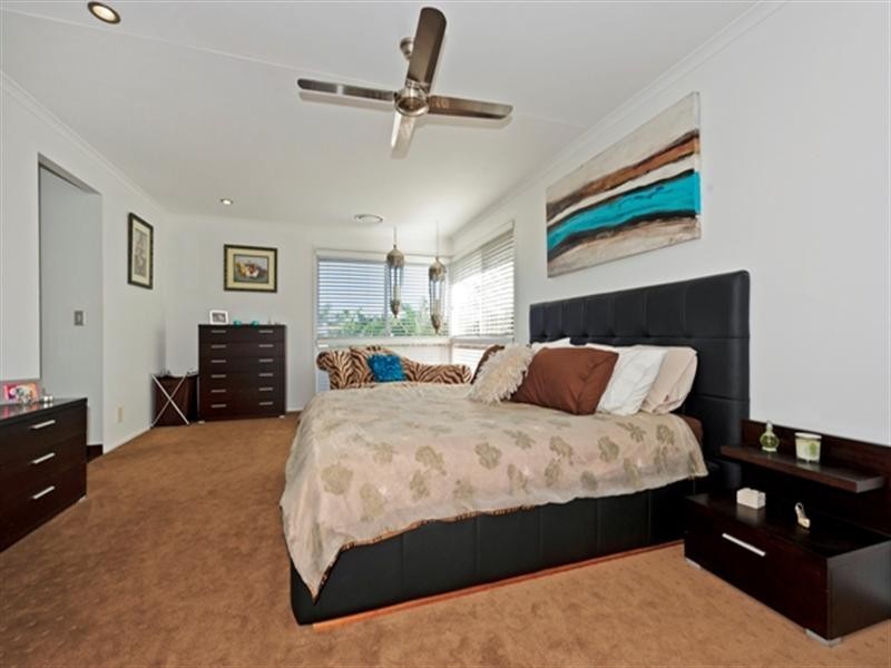15 Magellan Avenue, Hollywell QLD 4216
