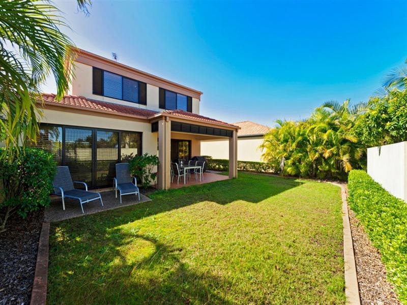 541 Oyster Cove Promenade, Helensvale QLD 4212