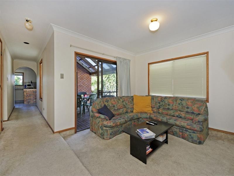 143 Paradise Parade, Hollywell QLD 4216