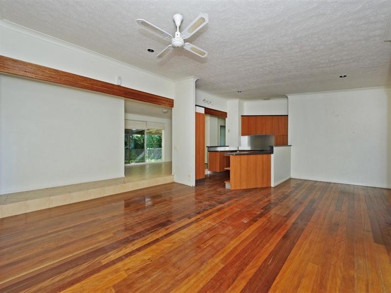 90 Boykambil Esplanade Nth, Hope Island QLD 4212