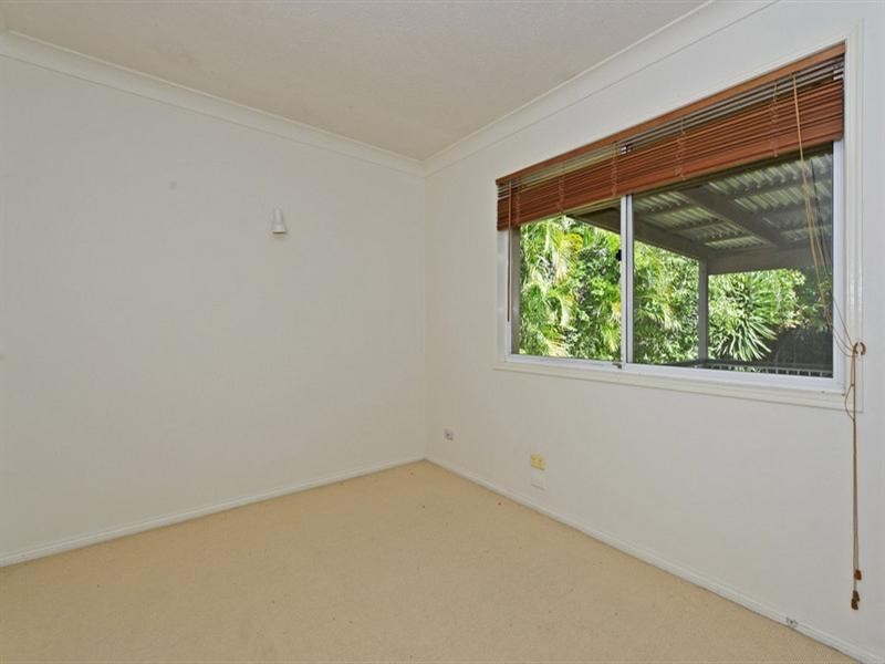 90 Boykambil Esplanade Nth, Hope Island QLD 4212