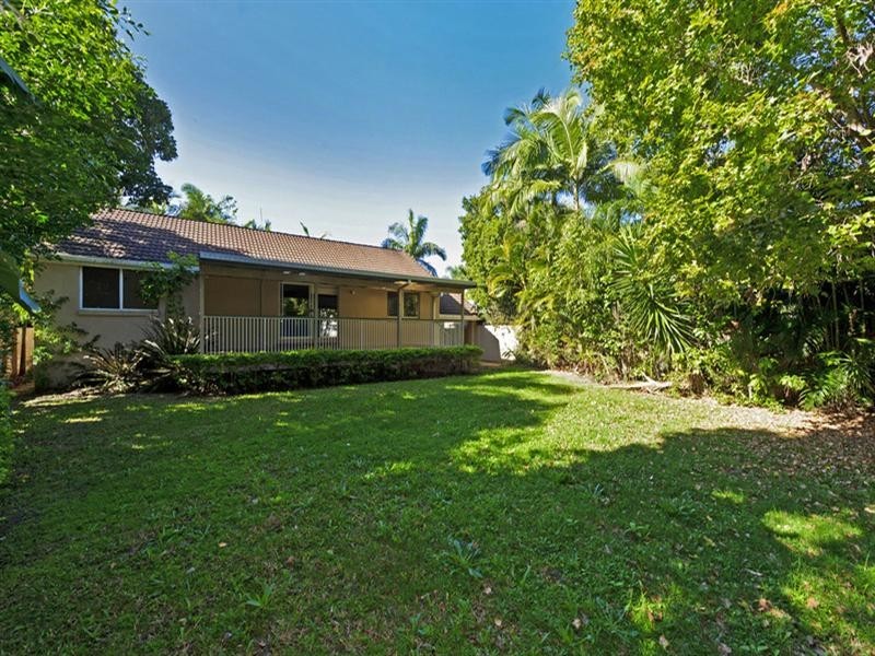 90 Boykambil Esplanade Nth, Hope Island QLD 4212