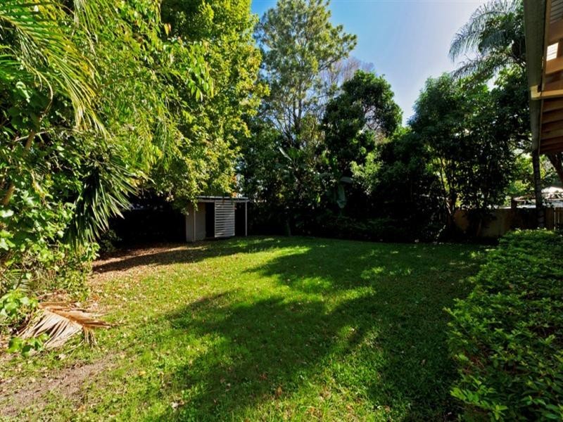 90 Boykambil Esplanade Nth, Hope Island QLD 4212