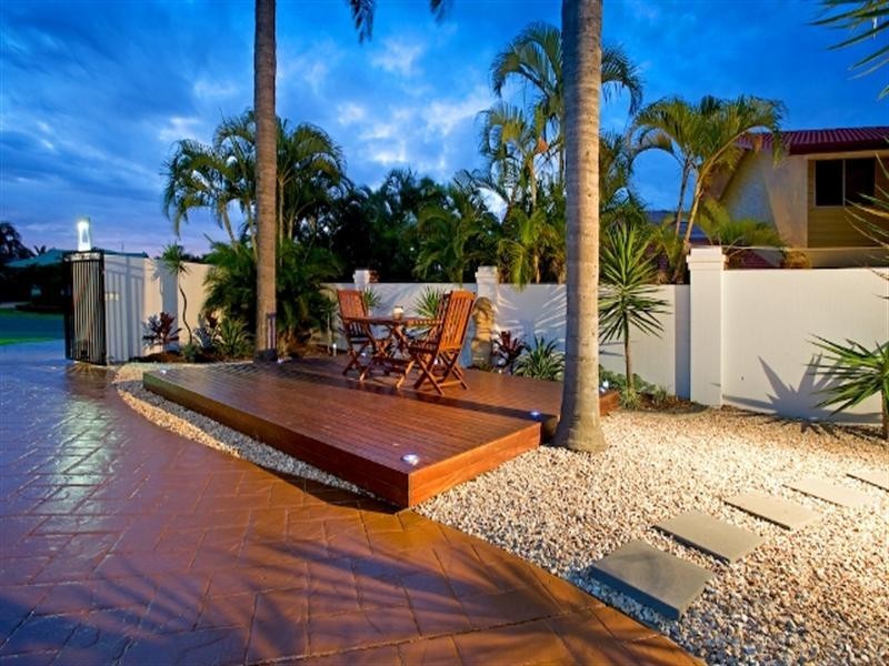 15 Smugglers Place, Runaway Bay QLD 4216